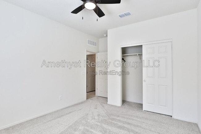 Building Photo - 24642 W Flores Dr