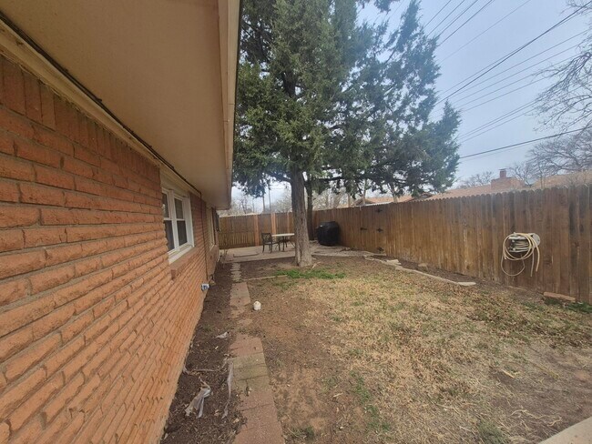 Building Photo - 5216 15th St