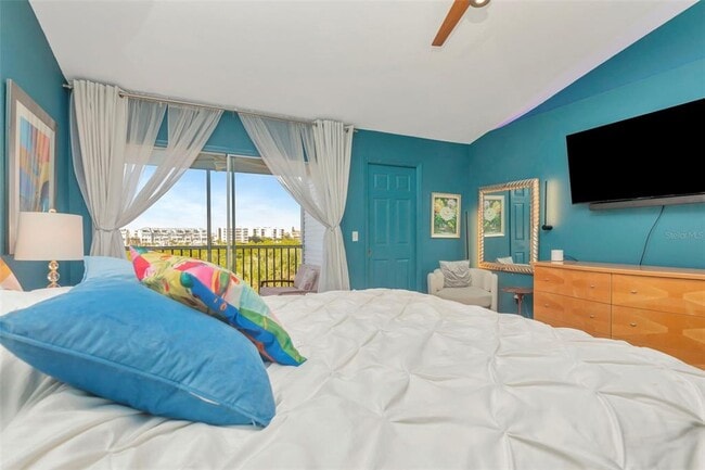 Building Photo - 14767 Seminole Trail