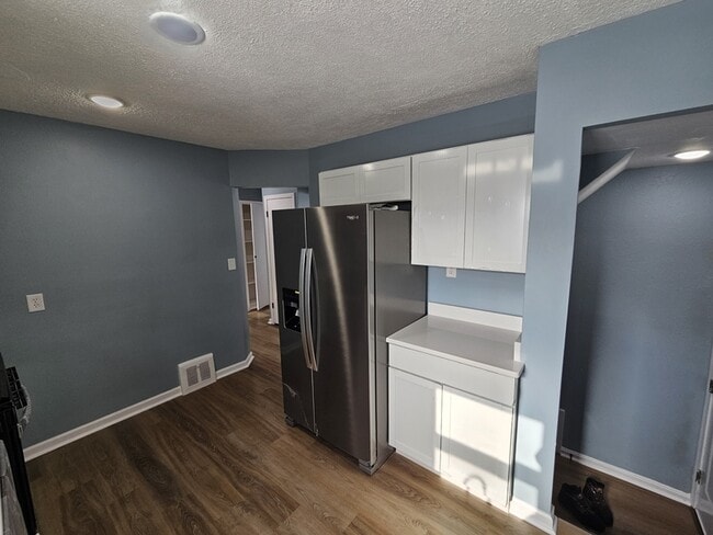 Building Photo - 13209 Liberty Ave