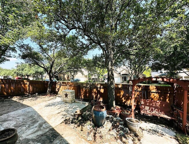 Building Photo - 13413 Creole Cove