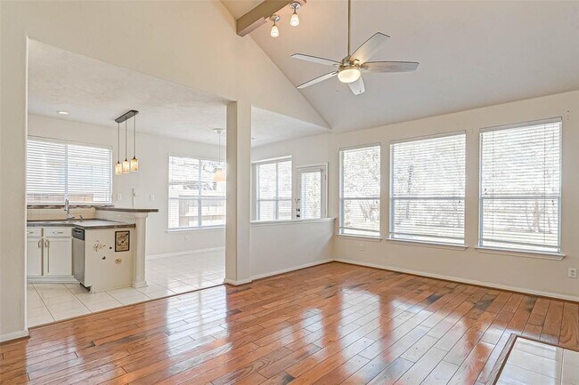 Building Photo - 4903 Knights Branch Dr