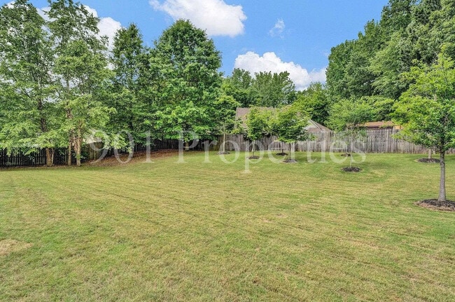 Building Photo - 5967 Carters Bluff Dr