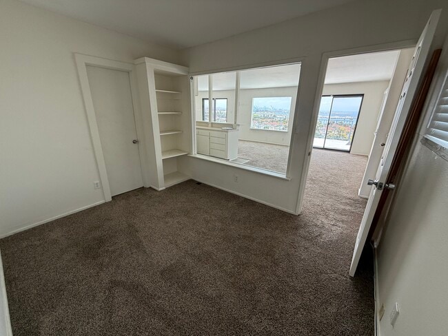 2nd bedroom/den/office - 3325 S Carolina St