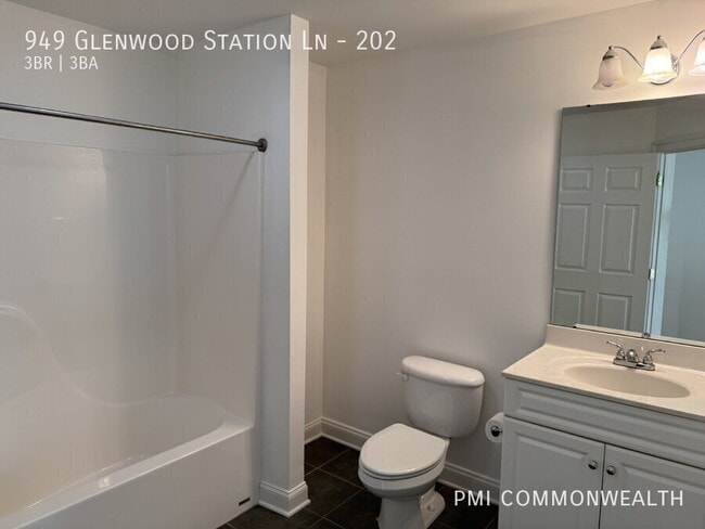 Building Photo - 949 Glenwood Station Ln