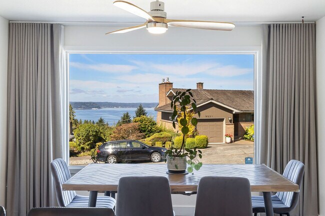 Building Photo - 9024 40th Ave SW