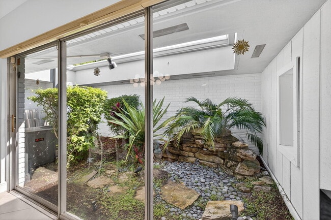 Building Photo - 5503 Bluejack Oak Cir