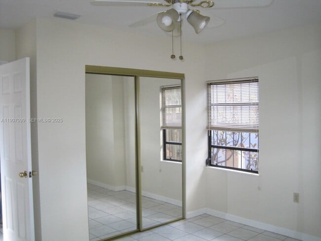 Building Photo - 5661 SW 4th St