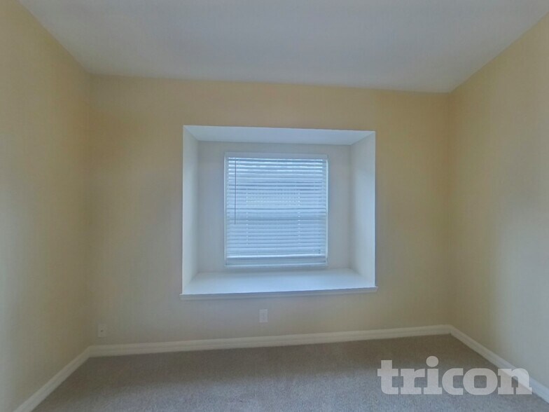 Building Photo - 1507 Yardley Dr