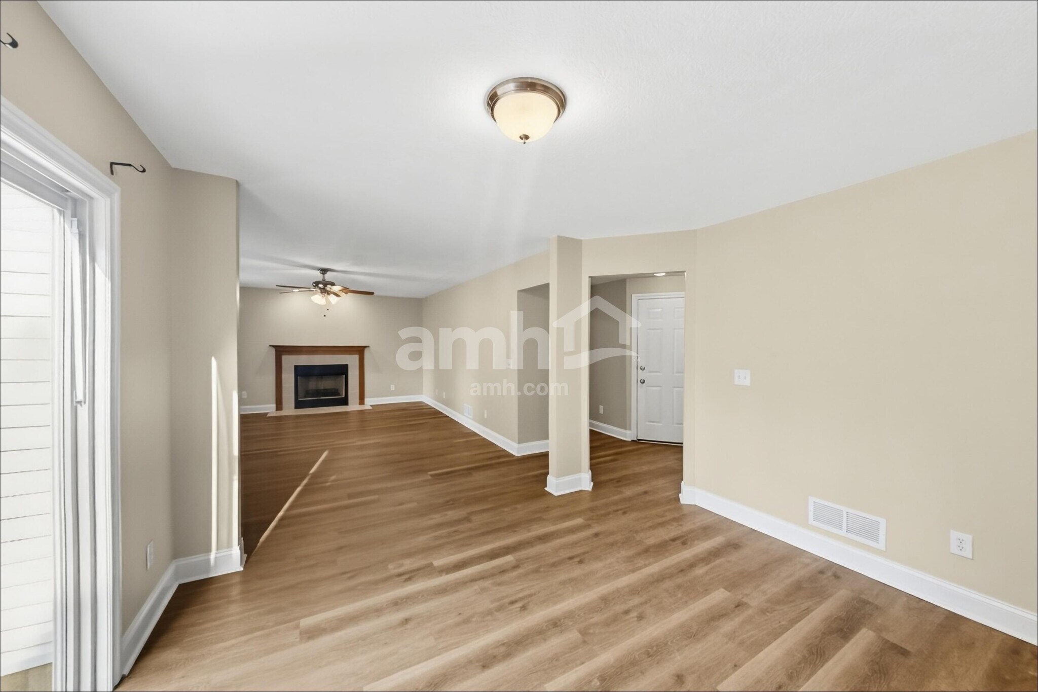 Building Photo - 516 Longview St