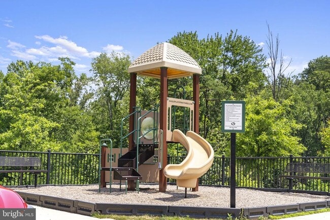 Building Photo - 6094 Camerons Ferry Dr