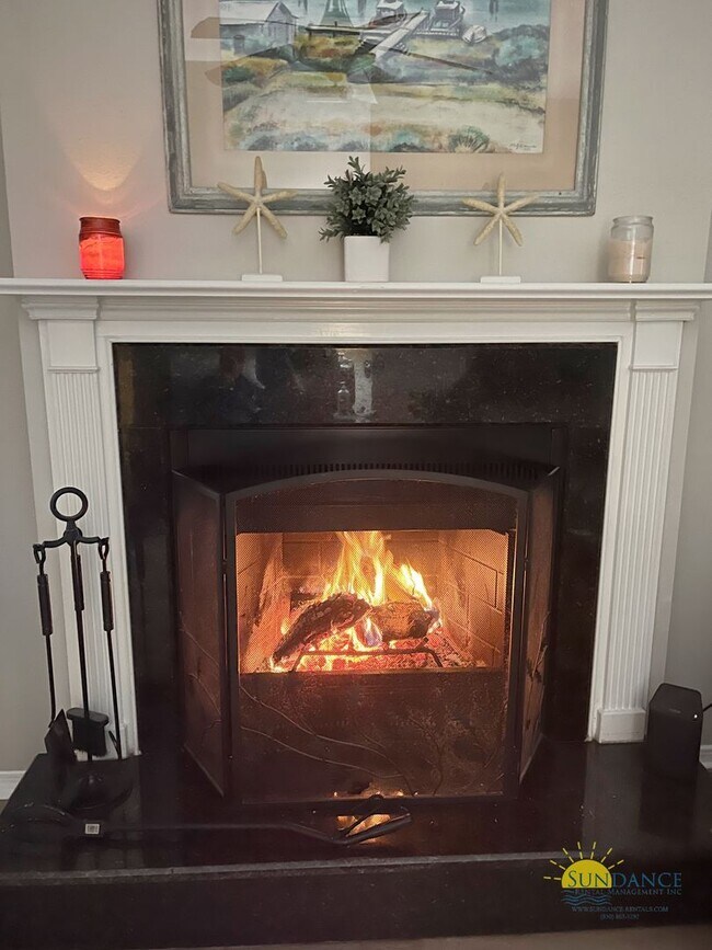 Building Photo - Charming 3-Bedroom Home in Shalimar – Conv...