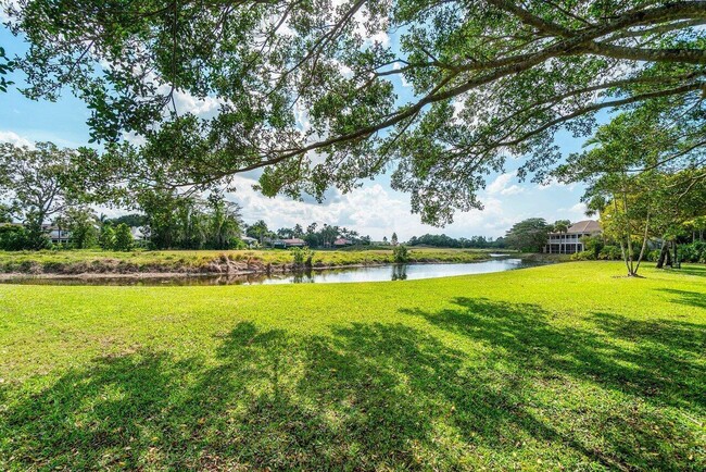 Building Photo - 2320 Las Casitas Dr