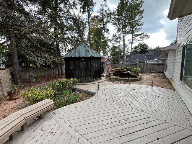 Building Photo - 30 S Rambling Ridge Pl