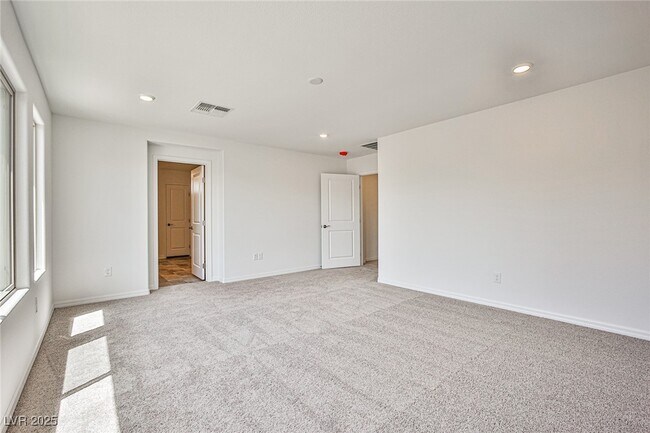 Building Photo - 7412 Legacy Pt St
