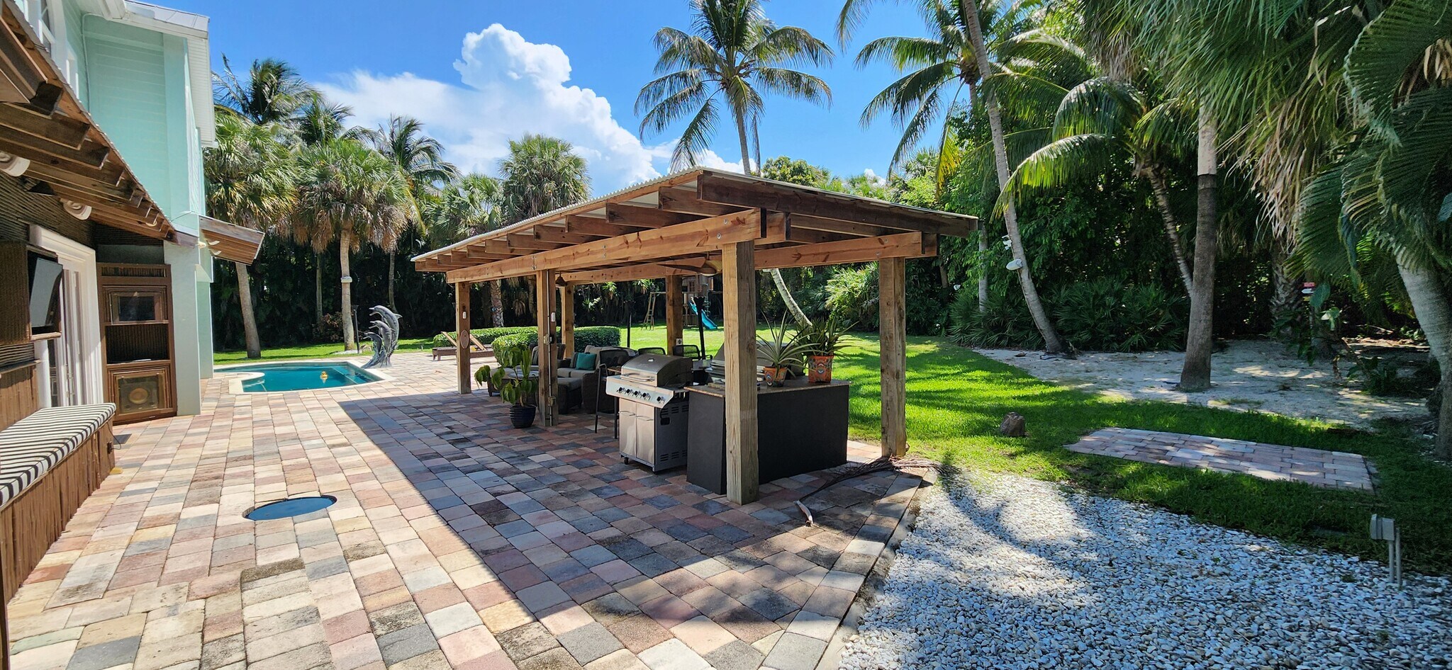 Patio - 1066 SE Saint Lucie Blvd