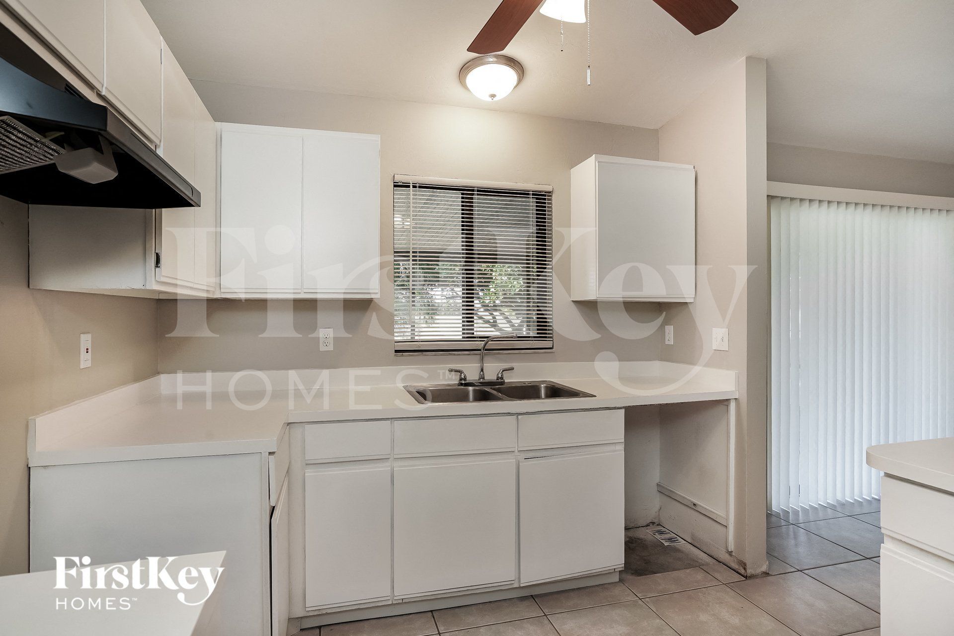 Building Photo - 2022 NW 9th St