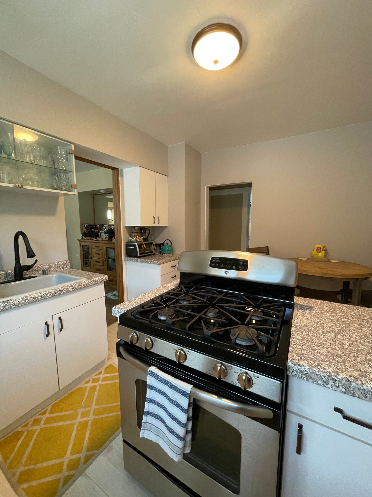 Kitchen - 1316 N 68th St
