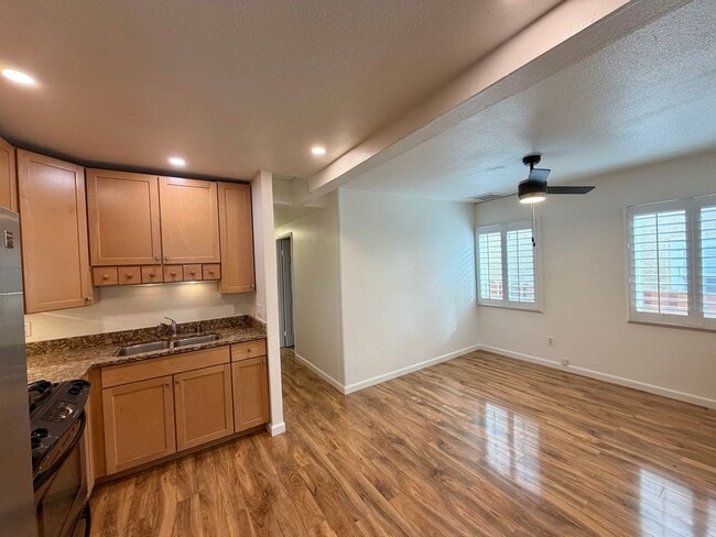 Building Photo - Beautiful 2 Bed / 2 Bath Home Near North Park with Expansive Outdoor Space + Garage!
