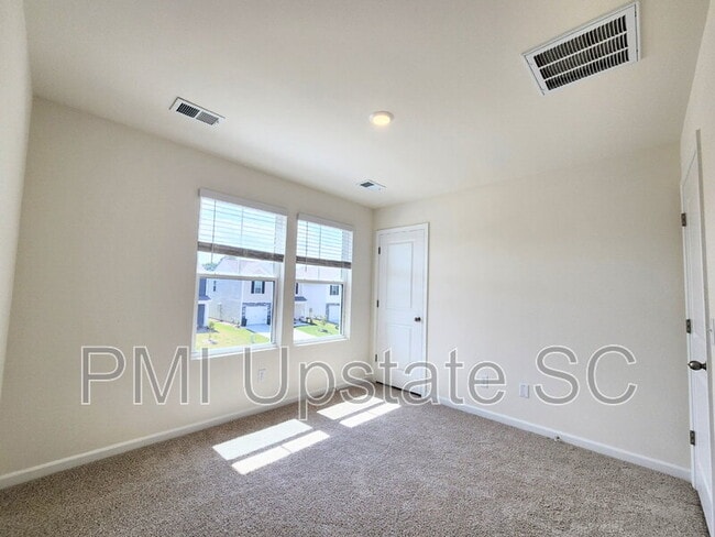 Building Photo - 6043 Willutuck Dr