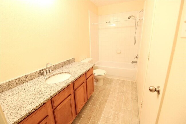 Building Photo - 15427 Bammel Fields Ct