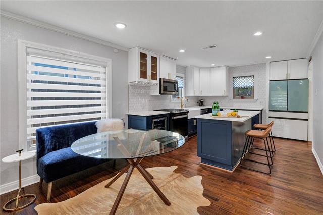 Building Photo - 3816 Collinwood Ave