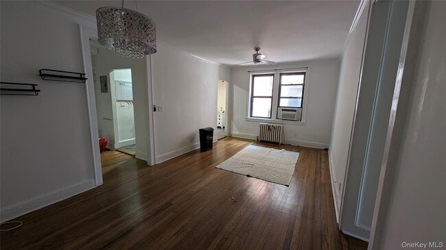 Building Photo - 312 Main St