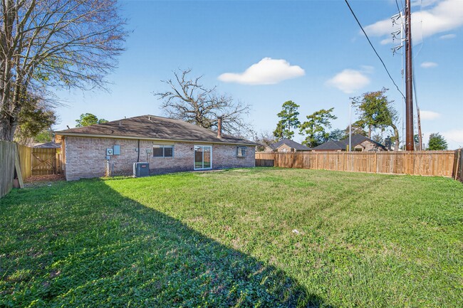 Building Photo - 22718 Pebworth Pl