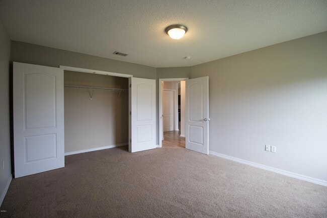Building Photo - 17161 Excalibur Cir