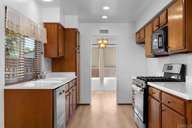 Building Photo - 1549 Robbiejean Pl
