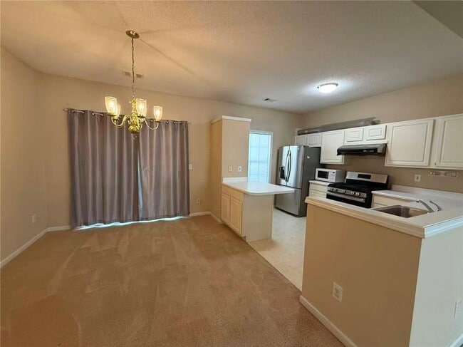 Building Photo - 4063 Howell Park Rd