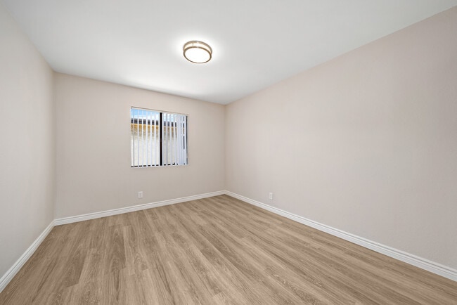 Building Photo - 1624 S 3rd St