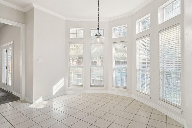 Building Photo - 1917 Cresson Dr