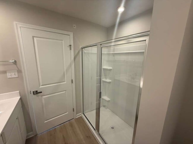 Building Photo - 509 PORTAL CIRCLE CIR, B, SANDSTON, VA 23150