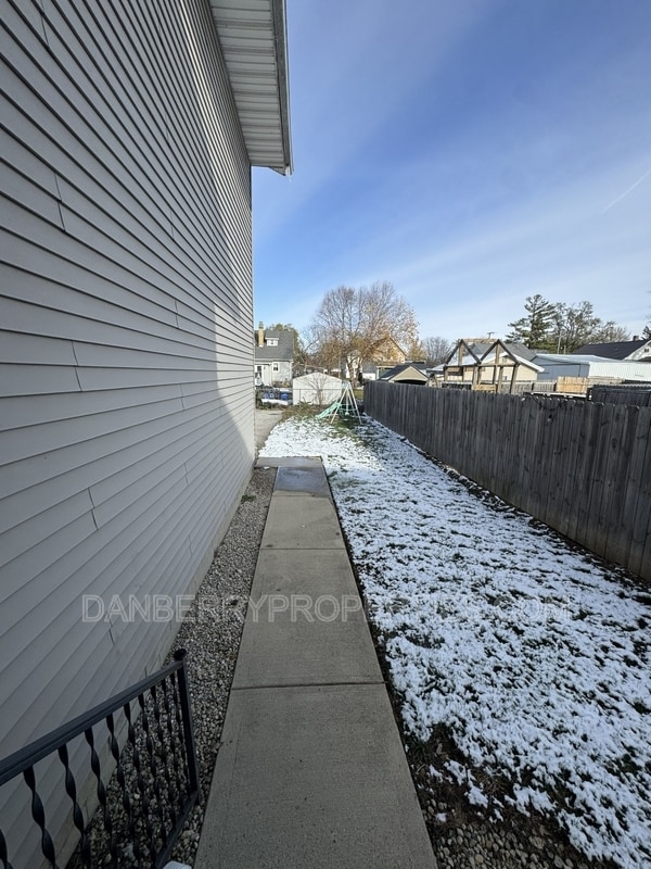 Building Photo - 214 Madison Ave