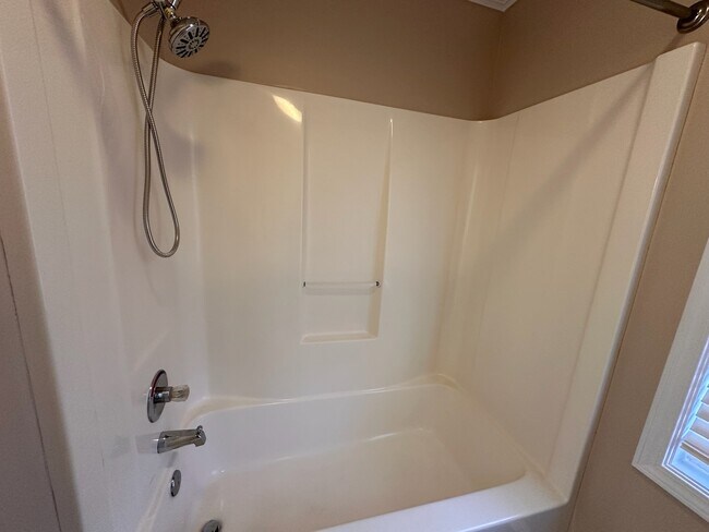 En-suite shower in primary bedroom (1st floor) - 2231 Whitney Ct
