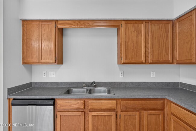 Building Photo - 8519 Blazing Star Ct