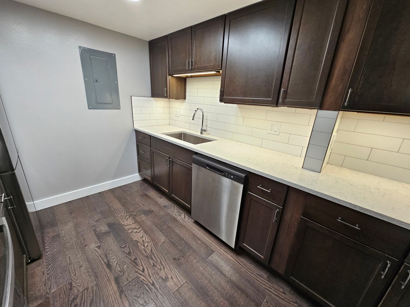 Building Photo - 1960 S Xanadu Way