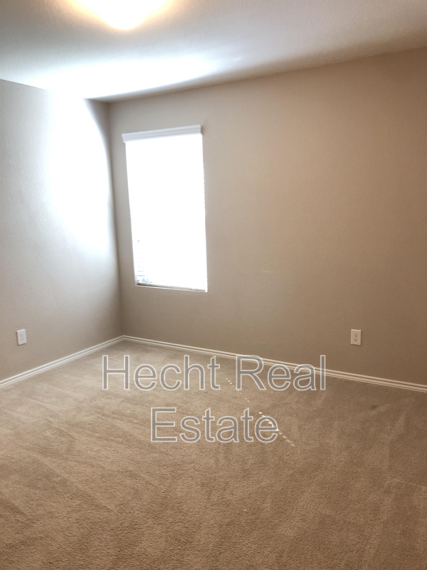 Building Photo - 836 Hillrose Dr