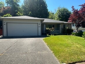 Building Photo - Granite Falls Rambler