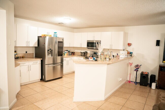 Building Photo - 3381 Turtle Cove