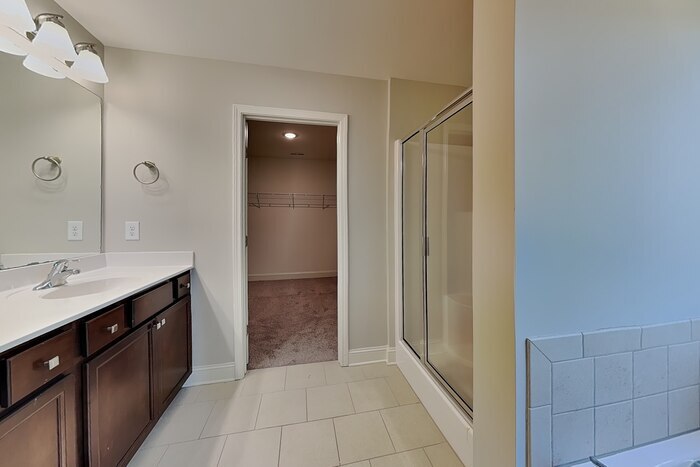 Building Photo - 3490 Landshire View Lane