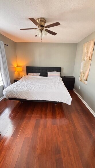 Building Photo - 6185 Prairiefire Ave