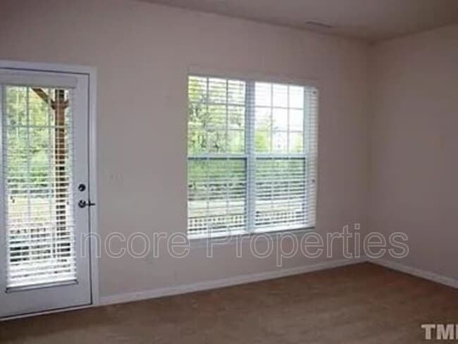 Building Photo - 8705 Macedonia Lake Dr