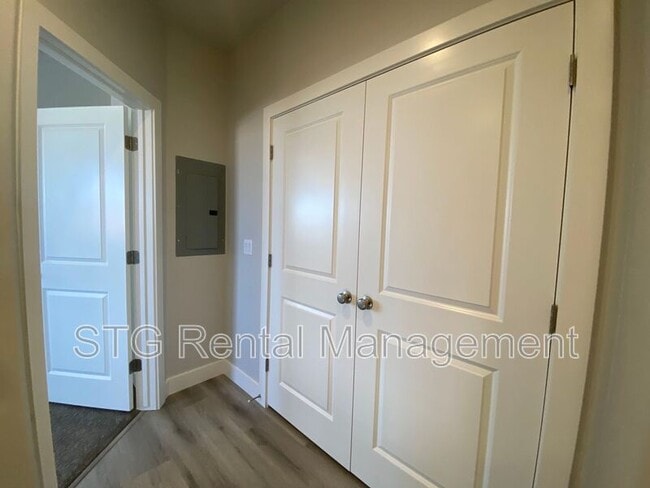 Building Photo - 1113 S 4380 W