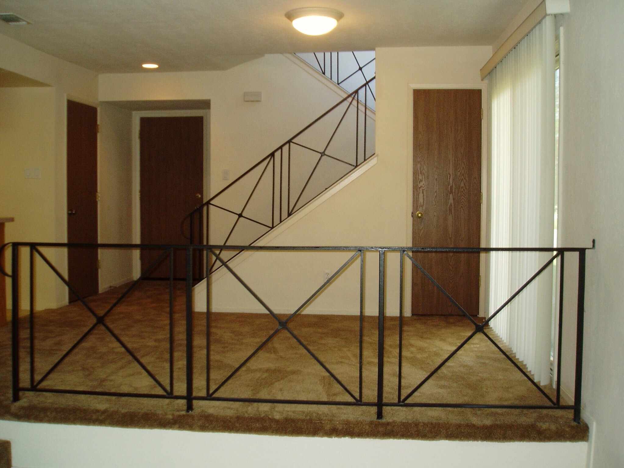 Building Photo - 6033 Leafwood Dr