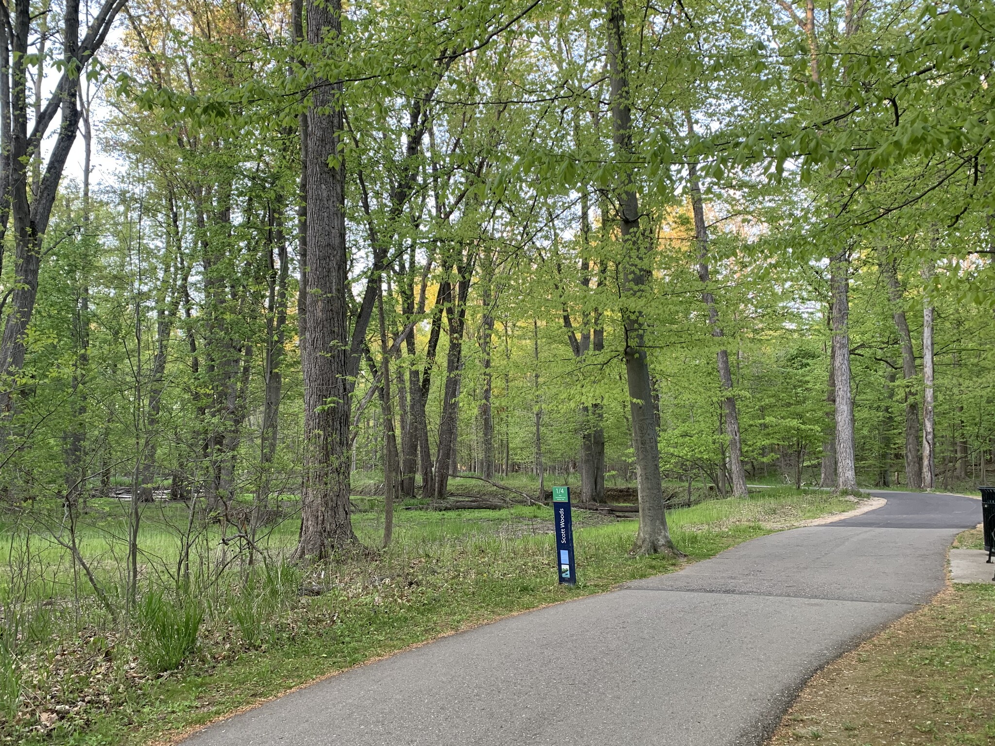 Red cider walking trail sincere 1 - 1935 Hoyt Ave