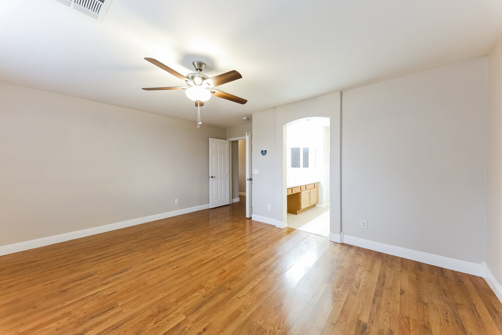 Building Photo - 16255 N 158th Dr