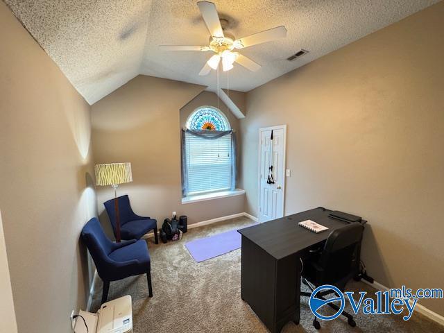 Building Photo - 109 SW Brushcreek Dr