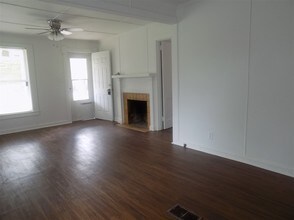 Building Photo - 1316 Stone Rd